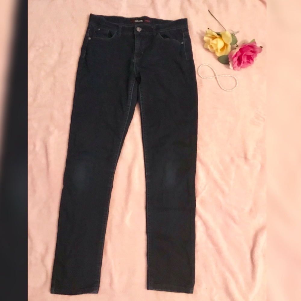 Jordache Drak Denim Jeans